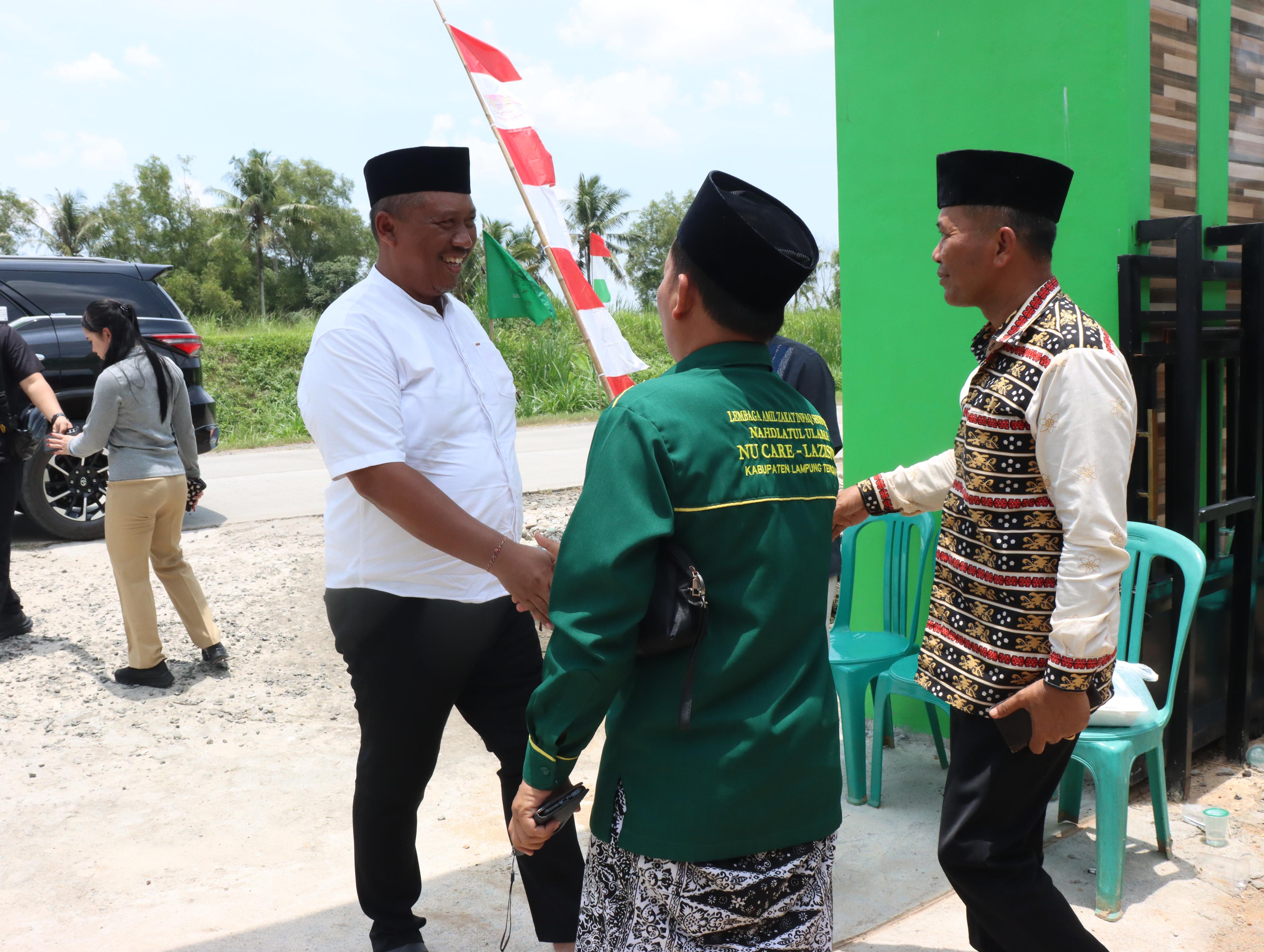 Wabup I Komang Koheri Hadiri Pengajian Muslimat NU dan Peringatan Maulid Nabi di Seputih Raman