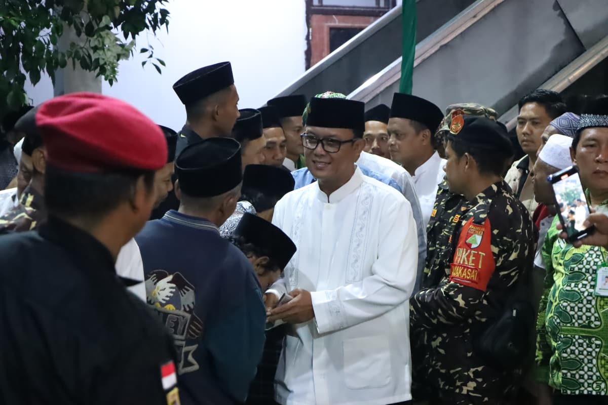 Bupati Ardito Lamteng Hadiri Haul Akbar Syaikh Abdul Qodir Al Jailani di Ponpes Roudlotussholihin
